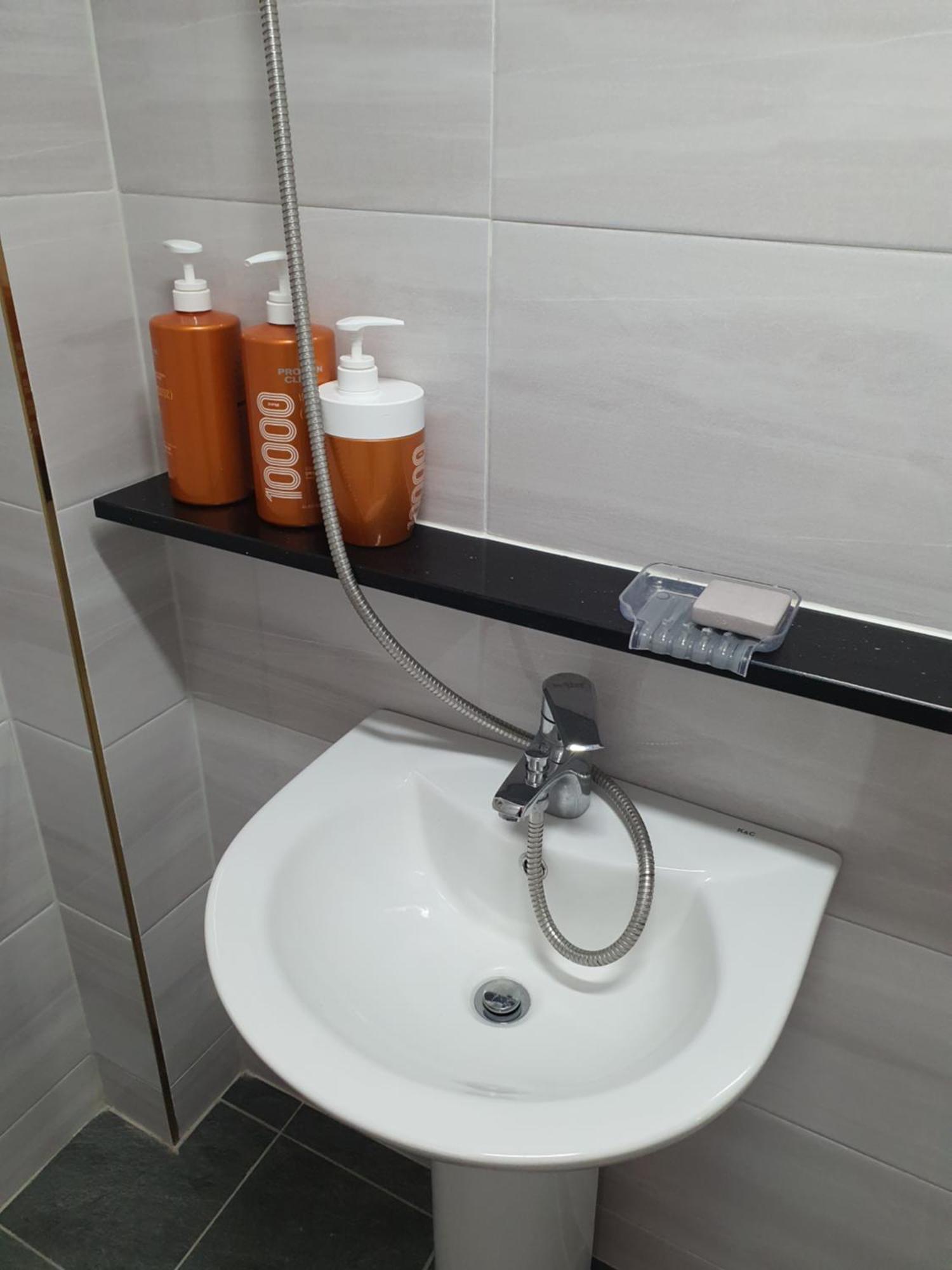 Ara Guesthouse Пусан Экстерьер фото